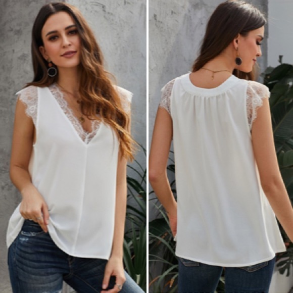 Scalloped Lace White Top - Picture 3 of 7